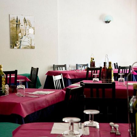 Hotel Maris Stella Riccione Kültér fotó