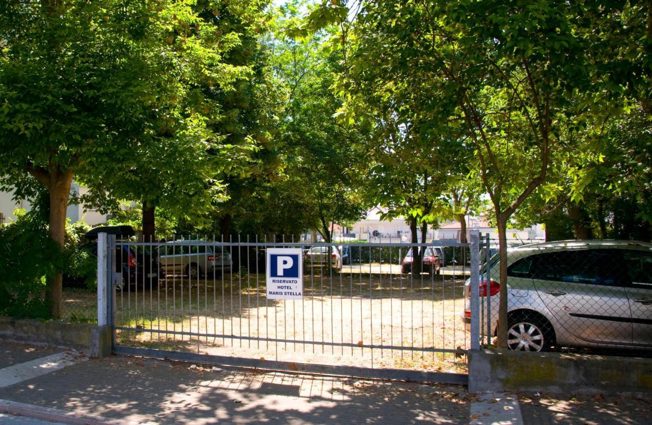 Hotel Maris Stella Riccione Kültér fotó