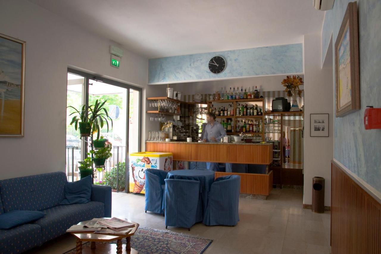 Hotel Maris Stella Riccione Kültér fotó