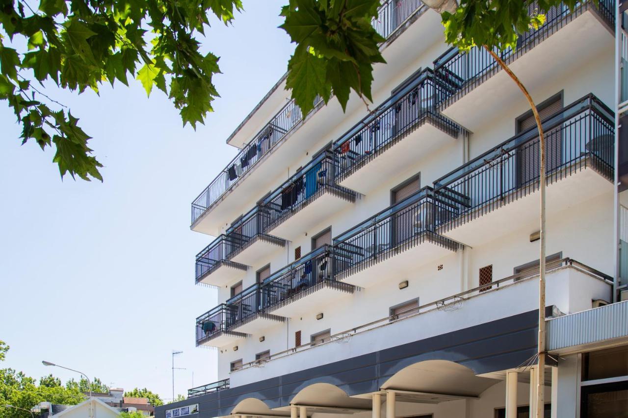 Hotel Maris Stella Riccione Kültér fotó
