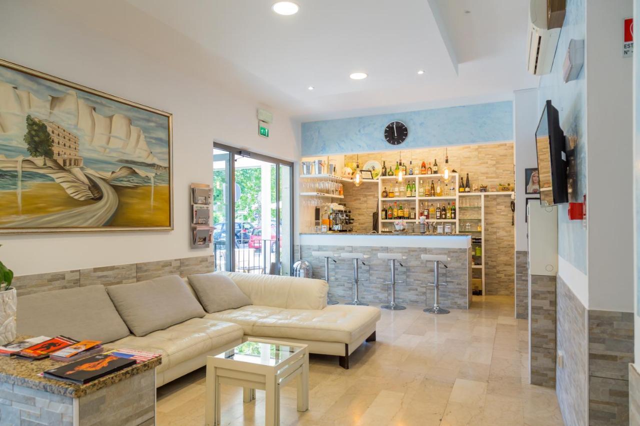 Hotel Maris Stella Riccione Kültér fotó